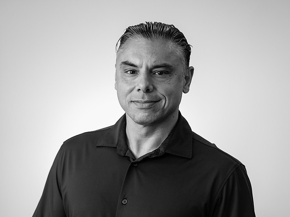 Adam B&W-1158963