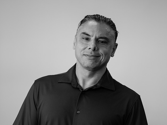 Adam B&W-1158973