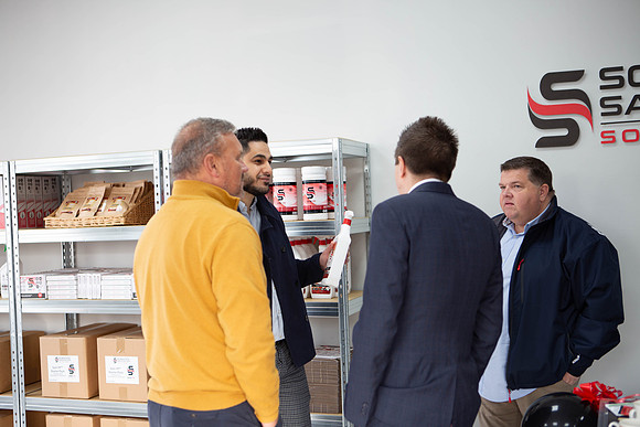 _Z2F9849