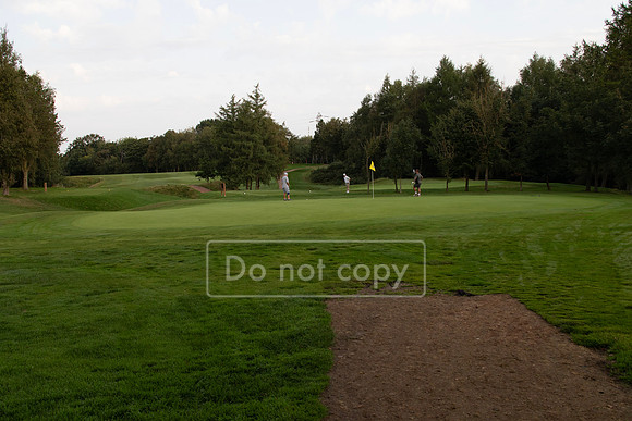 0S2A0973 copy