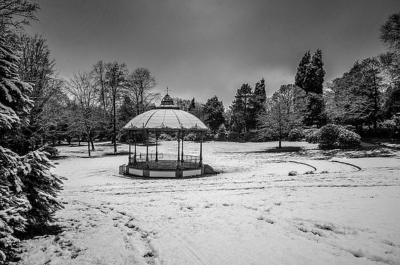 Hyde Park, Tameside in Winter